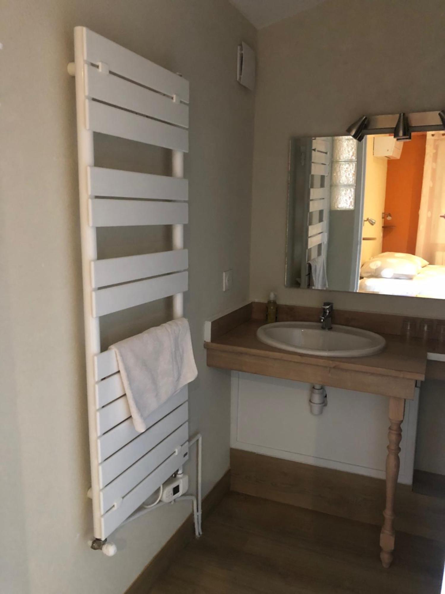 Auberge De La Vallee Saint-Jean-de-Buèges Esterno foto